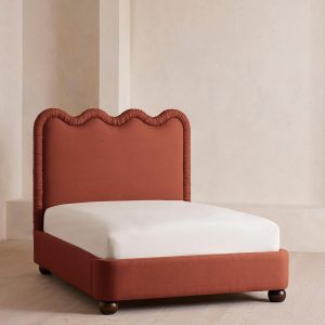 King-Sized Tristan Mattress in Sienna Linen